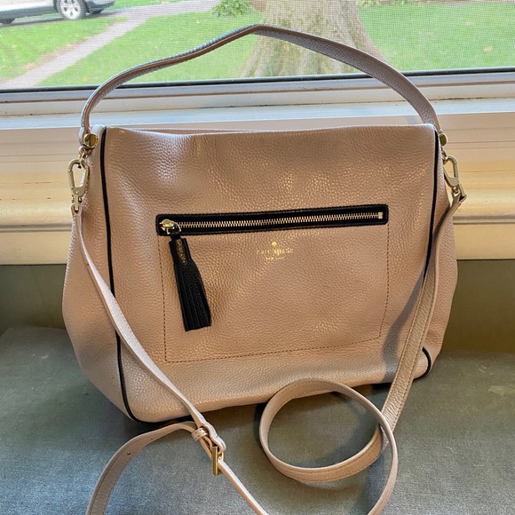 kate spade Handbags - Kate Spade large tan leather hobo w/crossbody